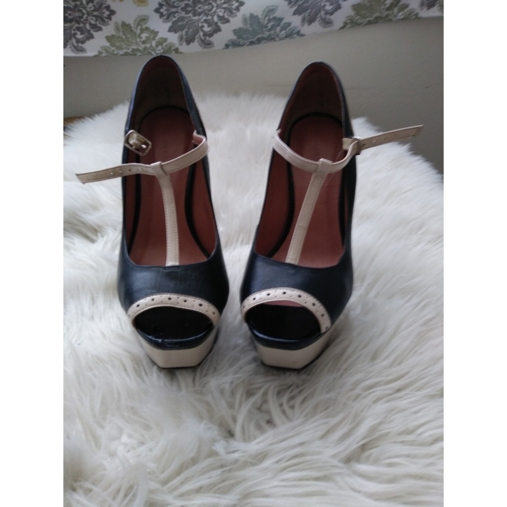 T strap platform heels